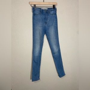 Abercrombie & Fitch Medium-Wash Stretchy Skinny Jeans